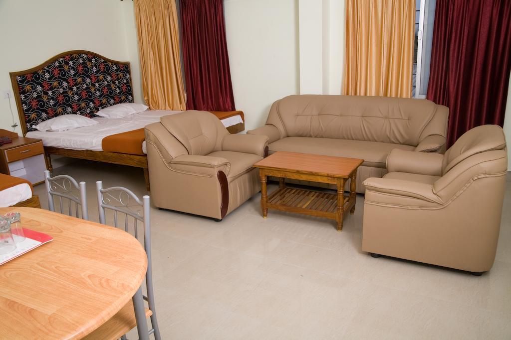 Vihas Inn Tirupati Eksteriør billede